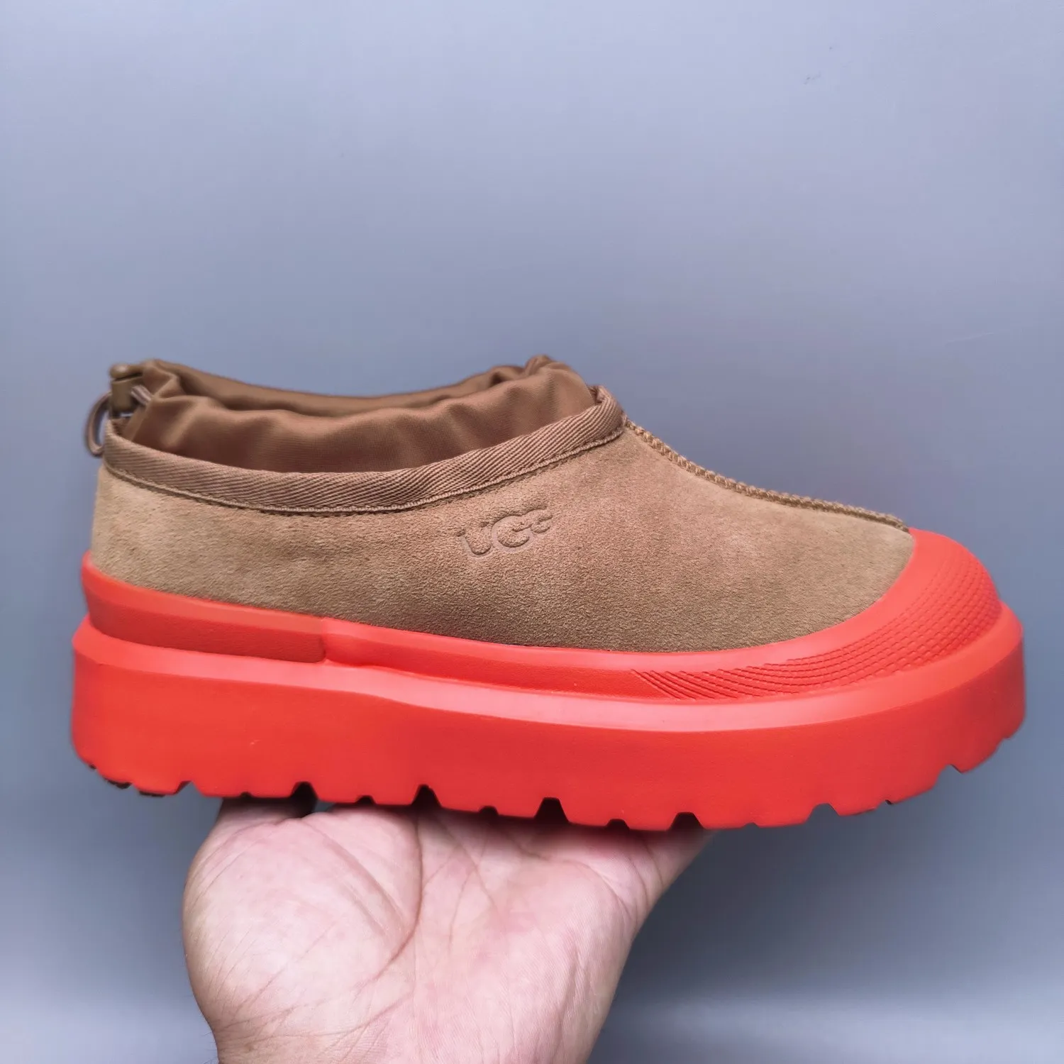 💰520 UGG sheepskin all-in-one snow boots 4096 slip-on casual trendy Wang Yibo men's and women's shoes Color: white red black blue yellow light gray dark gray green Matching sizes: 35-45